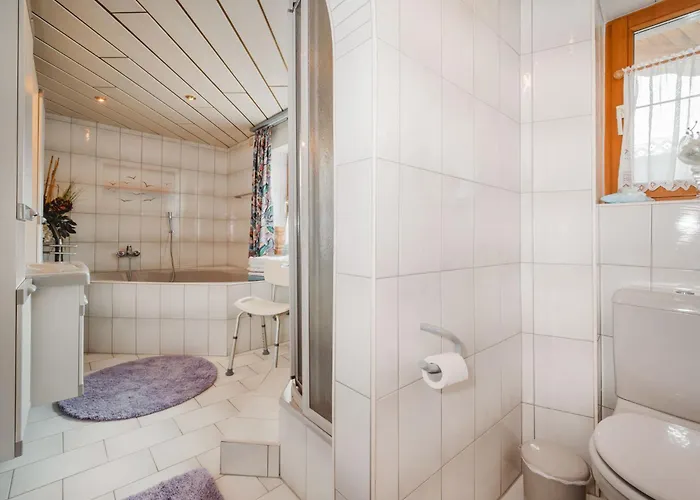 Dachstein Suedwand-2 By Interhome Daire *