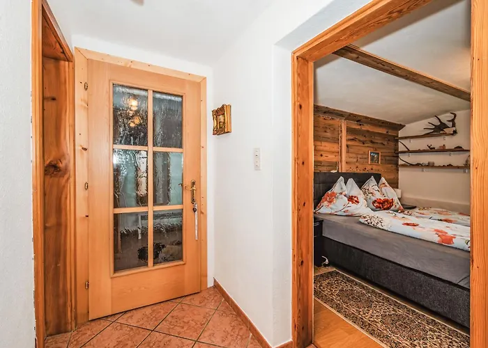 Dachstein Suedwand-2 By Interhome Daire